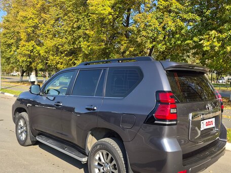 2019 Toyota Land Cruiser Prado 150 Series Рестайлинг 2, серый, 4700000 рублей, вид 5