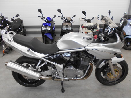 2002 Suzuki Bandit 1200, серебристый, 360000 рублей, вид 2