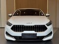 2022 Kia K3 II (China Market), белый - вид 1