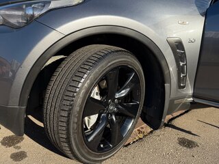 2015 Infiniti QX70, серый, 2750000 рублей, вид 5