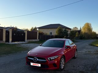 2019 Mercedes-Benz A-Класс 200 IV (W177), красный, 2500000 рублей, вид 1