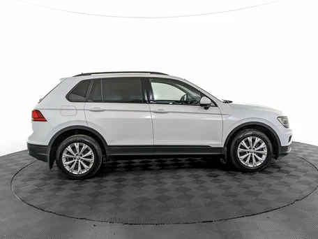2020 Volkswagen Tiguan II, белый, 2315000 рублей, вид 4