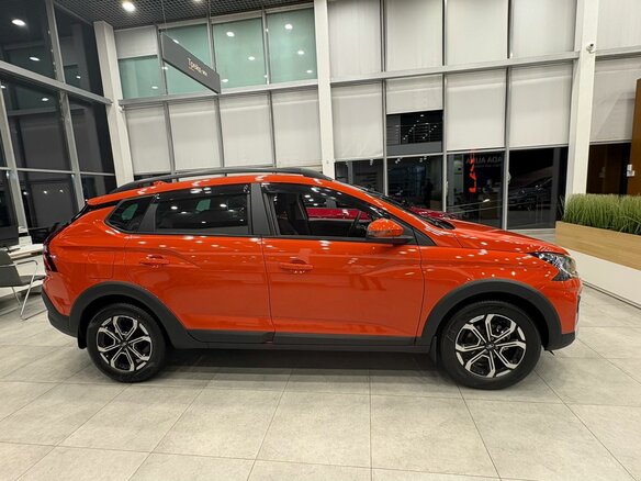 2026 Lada (ВАЗ) Iskra SW Cross, красный, 1847000 рублей - вид 4