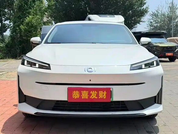 2025 Changan Qiyuan A05 I Рестайлинг, белый