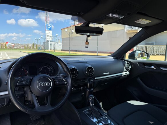 2019 Audi A3 III (8V) Рестайлинг, чёрный, 2030000 рублей - вид 15