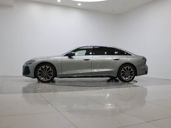 2026 Audi A6 L VI (C9), серебристый, 7800800 рублей - вид 3