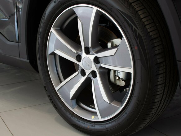2026 Geely Okavango I Рестайлинг, чёрный, 4085990 рублей - вид 12