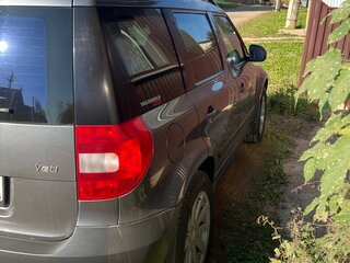 2013 Skoda Yeti I, серый, 1180000 рублей, вид 2