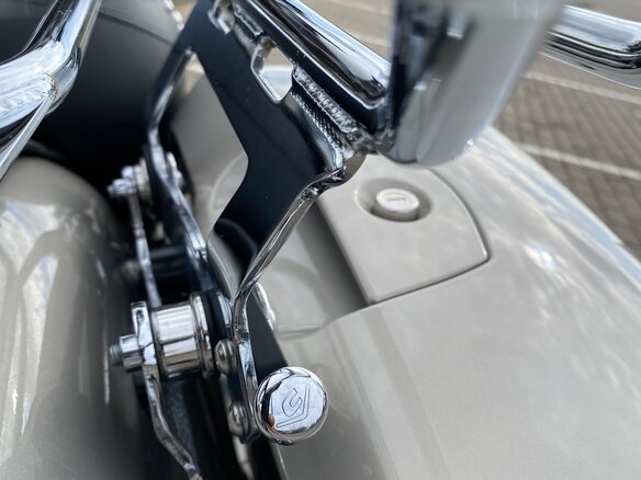 2021 Indian Chieftain, серебристый, 1499000 рублей - вид 32