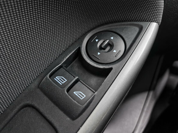 2011 Ford Focus III, синий - вид 16