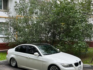 2008 BMW 3 серии 318i V (E90/E91/E92/E93) Рестайлинг, белый, 980000 рублей, вид 3