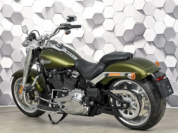 2022 Harley-Davidson Fat Boy, зелёный, 2599000 рублей - вид 7