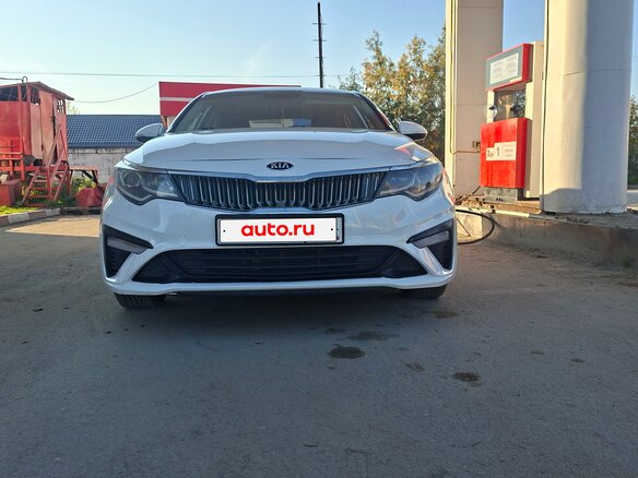 2019 Kia Optima IV Рестайлинг, жёлтый, 1050000 рублей - вид 1