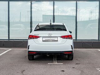 2020 Hyundai Solaris II Рестайлинг, белый, 1390000 рублей, вид 4