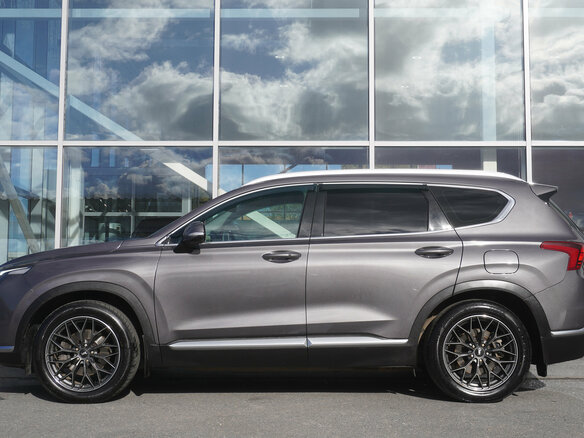 2021 Hyundai Santa Fe IV Рестайлинг, серый, 3643000 рублей - вид 7