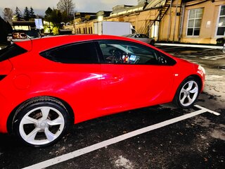 2013 Opel Astra GTC J Рестайлинг, красный, 700000 рублей, вид 5