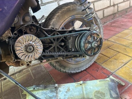 2004 Yamaha Jog, пурпурный, 68000 рублей, вид 3