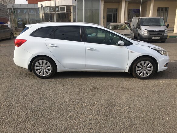 2013 Kia Ceed II, белый - вид 3