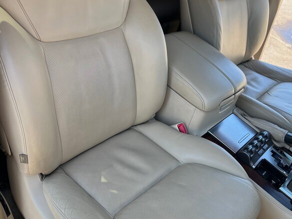 2011 Lexus LX 570 III, чёрный, 4190000 рублей - вид 17
