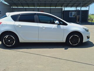 2012 Opel Astra J, белый, 830000 рублей, вид 4