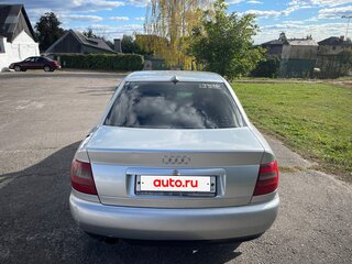 1996 Audi A4 I (B5), серебристый, 280000 рублей, вид 4