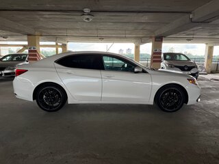 2017 Acura TLX I Рестайлинг, белый, 1690000 рублей, вид 4