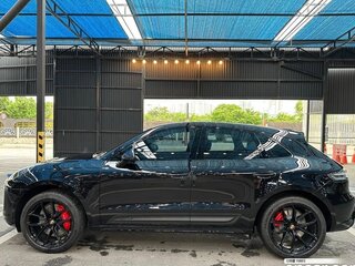 2024 Porsche Macan S I Рестайлинг 2, чёрный, 15973036 рублей, вид 4