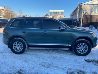 2008 Volkswagen Touareg I Рестайлинг, серый, 1470000 рублей, вид 4