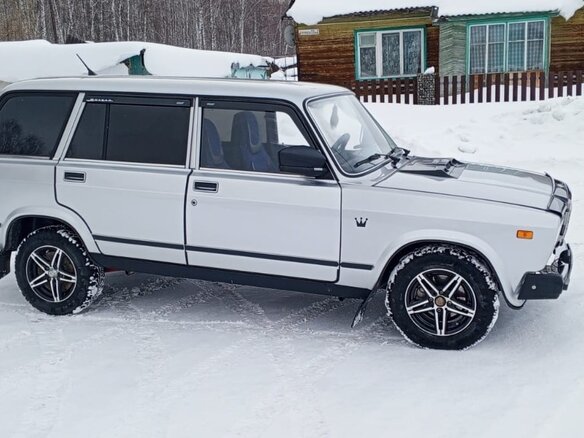 2011 Lada (ВАЗ) 2104, серебристый, 360000 рублей - вид 4