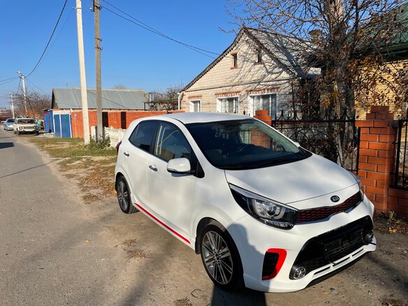 2017 Kia Picanto X-Line III, белый - вид 1