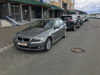 2009 BMW 3 серии 318i V (E90/E91/E92/E93) Рестайлинг, серый, 1390000 рублей, вид 3