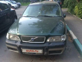1998 Volvo V70 XC I, зелёный, 300000 рублей, вид 1