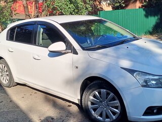 2012 Chevrolet Cruze I, белый, 600000 рублей, вид 2