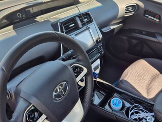 2017 Toyota Prius PHV ZVW52 Prime IV (XW50), красный, 2140000 рублей, вид 5