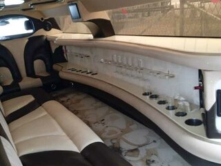 2004 Cadillac SRX 6-speed I, белый, 1200000 рублей, вид 4