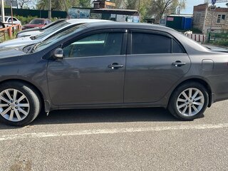 2010 Toyota Corolla X (E140, E150) Рестайлинг, серый, 1050000 рублей, вид 4