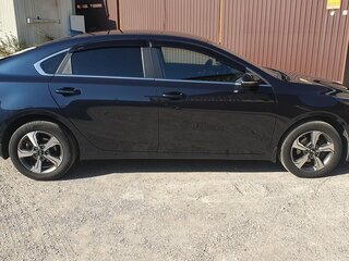 2019 Kia Cerato IV, синий, 1850000 рублей, вид 2