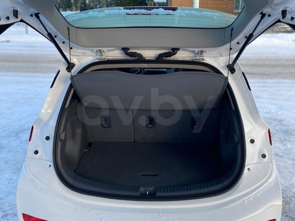 2017 Chevrolet Bolt I, белый - вид 17