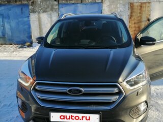 2017 Ford Kuga II Рестайлинг, серый, 1635000 рублей, вид 1