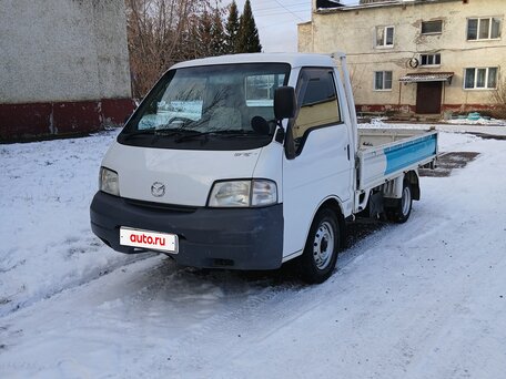 2001 Mazda Bongo, белый, 800000 рублей, вид 2