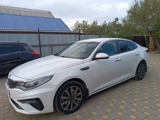 2019 Kia Optima IV Рестайлинг, белый, 2200000 рублей, вид 2