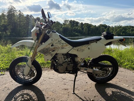 2009 Suzuki DR-Z 400 SM, белый, 470000 рублей, вид 1