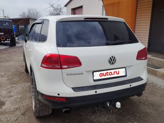2011 Volkswagen Touareg II, белый, 1550000 рублей, вид 4