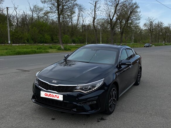 2018 Kia Optima IV Рестайлинг, синий, 2600000 рублей