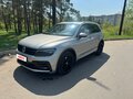 2019 Volkswagen Tiguan II, серебристый - вид 1