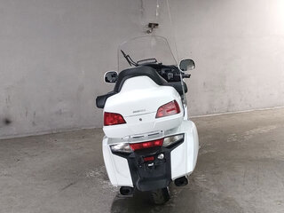 2014 Honda GL 1800 Gold Wing, белый, 1400000 рублей, вид 4