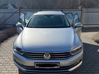 2018 Volkswagen Passat DSG7 B8, серебристый, 1700000 рублей, вид 1