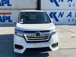 2021 Honda Stepwgn Spada V Рестайлинг, белый, 2790000 рублей, вид 3