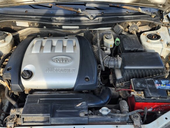 2006 Kia Spectra I Рестайлинг 2, серебристый, 250000 рублей - вид 5