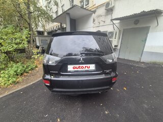 2011 Mitsubishi Outlander II Рестайлинг, чёрный, 1125000 рублей, вид 3